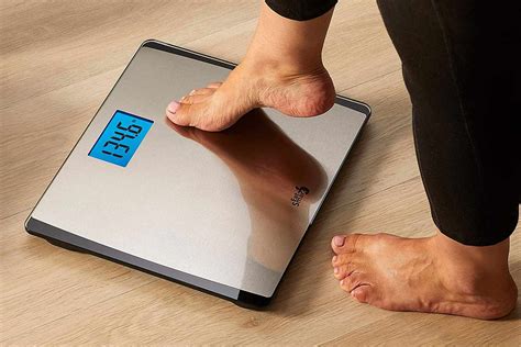 4 Signs Your Cut Is Actually Working (That Aren't the Scale)